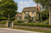 Bright Hampton Country House